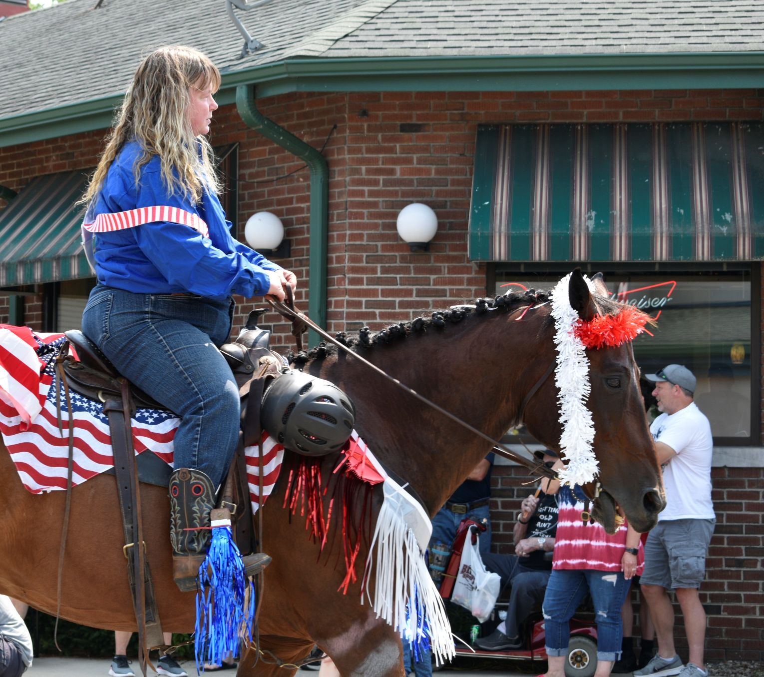 Twin Lakes parade